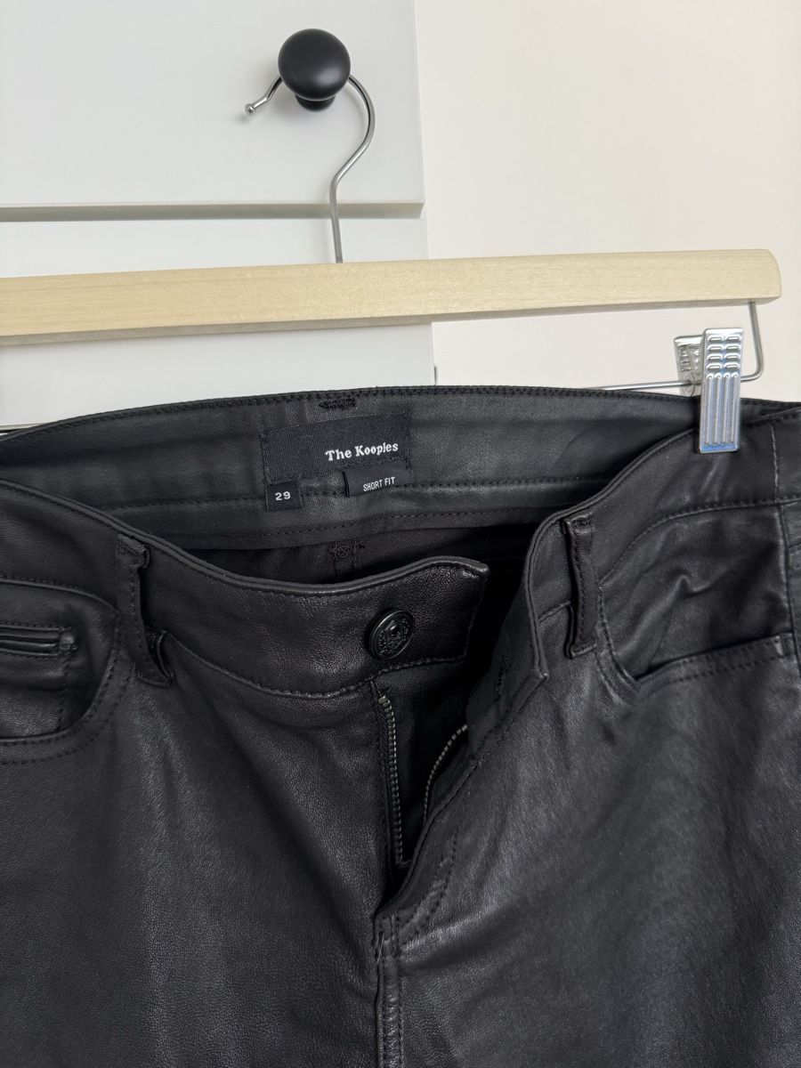 Kooples Pantaloni: Leder Hose von The Kooples – Nuovo (secondo la descrizione) da Zürich venduto da mel_87ct 2