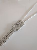 Neue Silberfarbene lange Kette