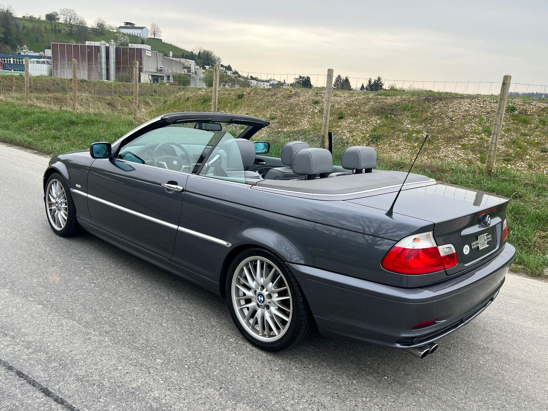 BMW Automobili: BMW 330Ci Cabrio – Usato da Gebenstorf venduto da Suisse1956