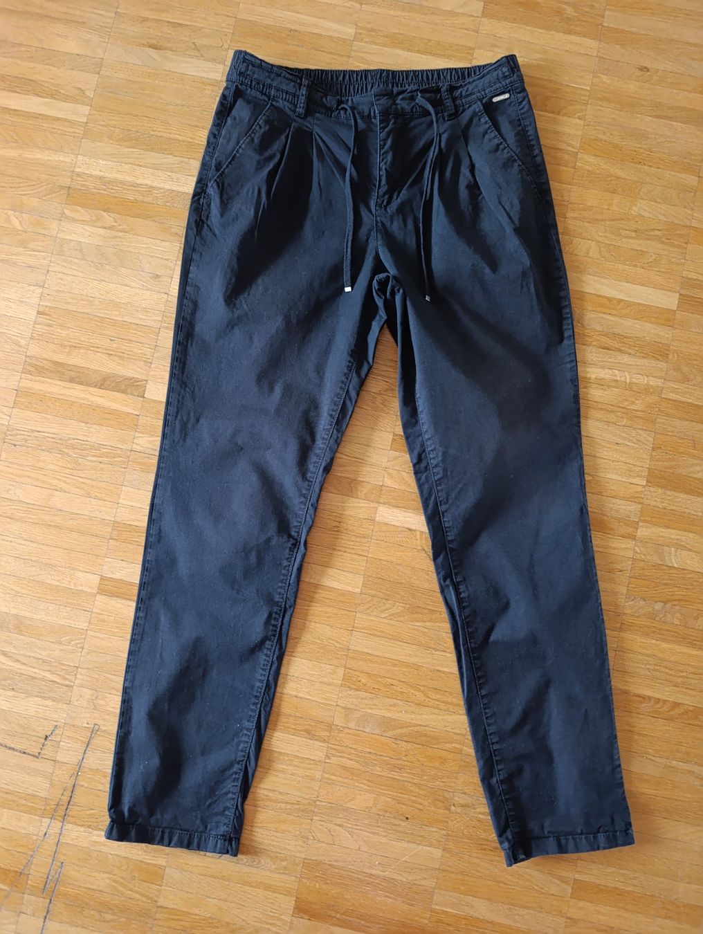 Pantaloni: Damen schwarz Hose, Gr 36 – Usato da Zürich venduto da mir_2kjl