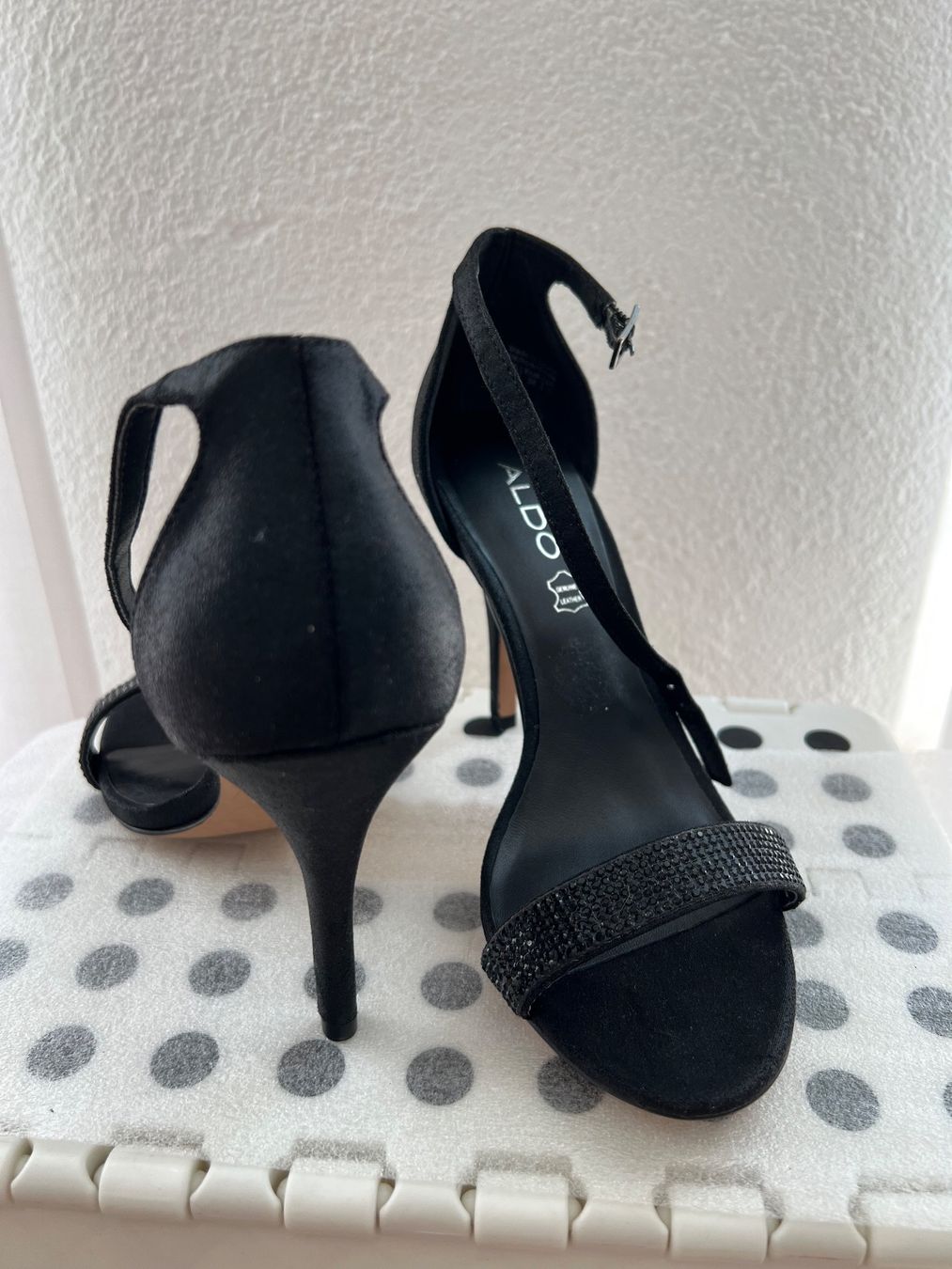 Aldo Damenschuhe: Schwarze Pumps glitzern - ungetragen – Neu (gemäss Beschreibung) aus Jona von n.ferrari