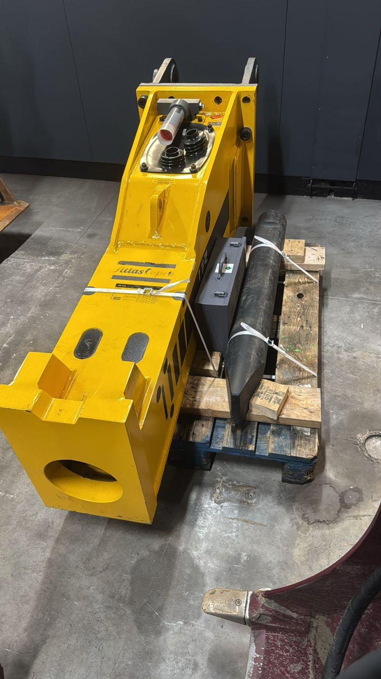 Escavatori: Atlas Copco Abbauhammer MB1500 – Usato da tamins venduto da MagazinGRZH 1