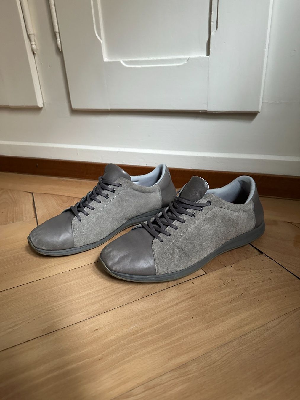 Herrenschuhe: GNL - Leder Sneaker hellgrau 44 – Gebraucht aus Zürich von Diazaio