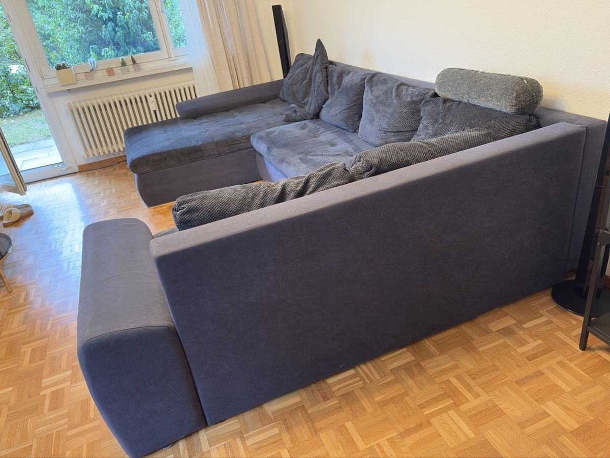 Sofas: Grosses Ecksofa in Dunkelblau  – D'occasion à Bassersdorf par Mojitoboy 2