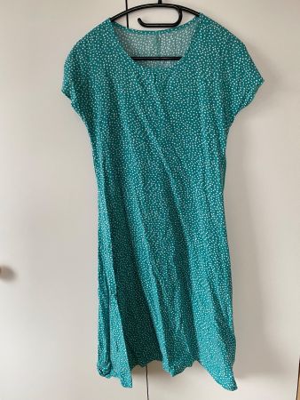 Sommerkleid S tolle Farbe, leichter Stoff