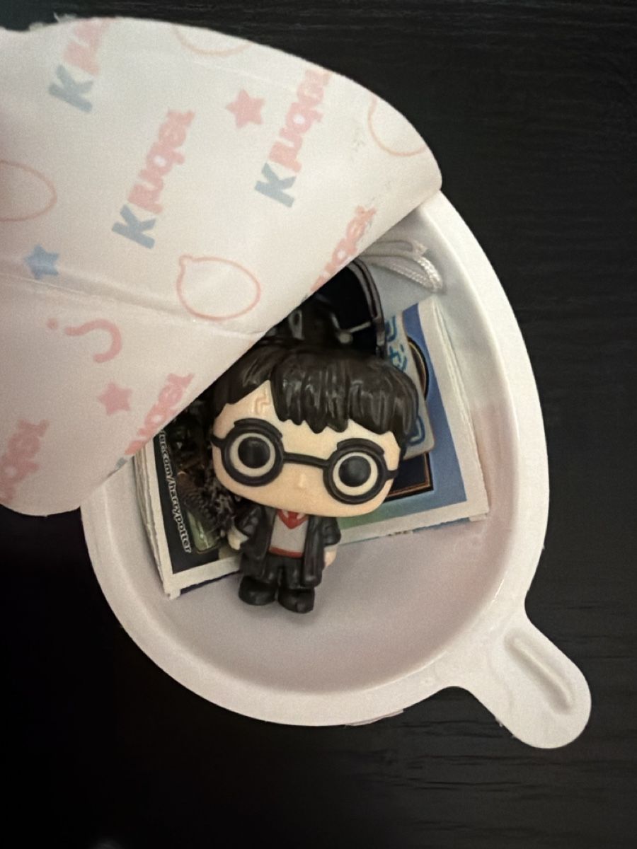 Statuette: Kinderjoy Harry Potter Figur – Nuovo (secondo la descrizione) da wynigen venduto da Birnenmus