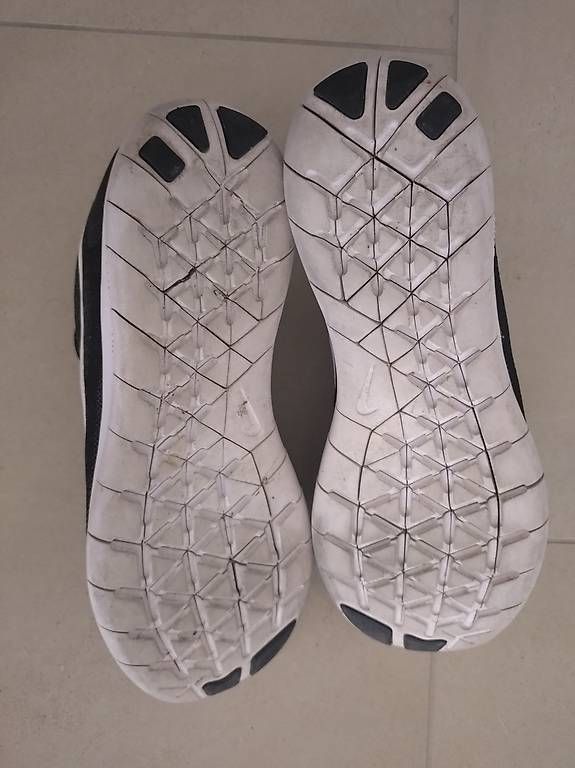 Scarpe da uomo: Nike Free RN 2017 – Usato da Gland venduto da bstn9 4