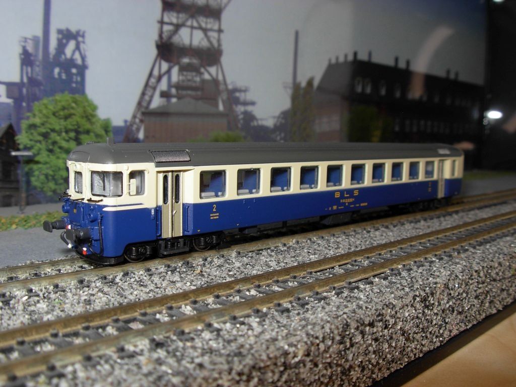 Hobbytrain Modellini di ferrovie: N: BLS Steuerwagen Pendelzug – Nuovo (secondo la descrizione) da Oberrieden venduto da Hobbyschiff