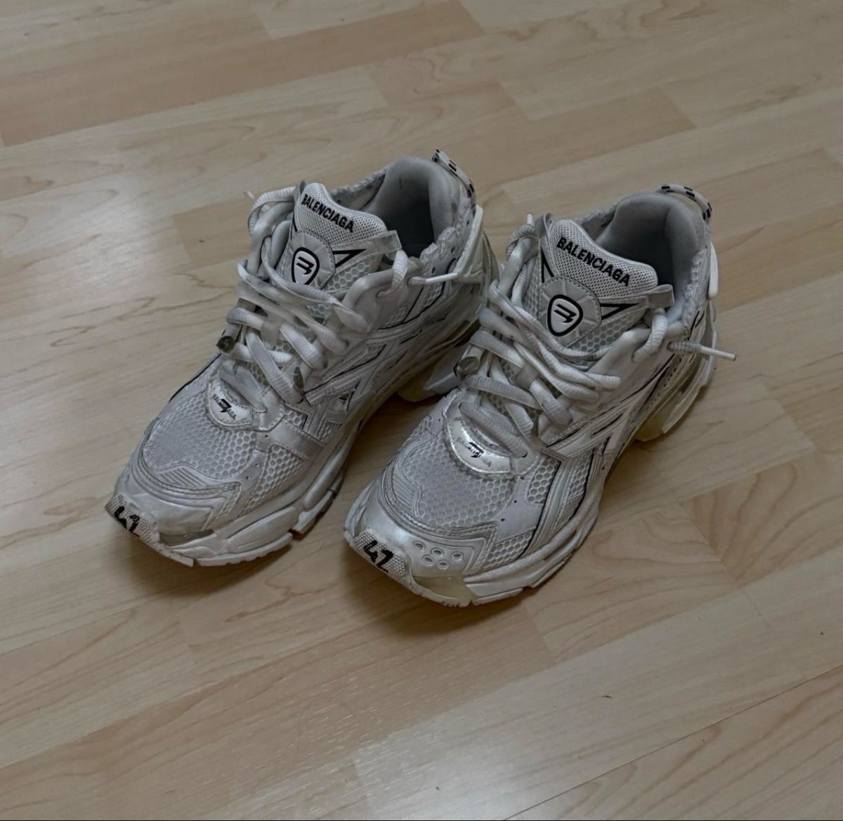Balenciaga Scarpe da uomo: Balenciaga Runner White – Usato da Wil SG venduto da zCedric