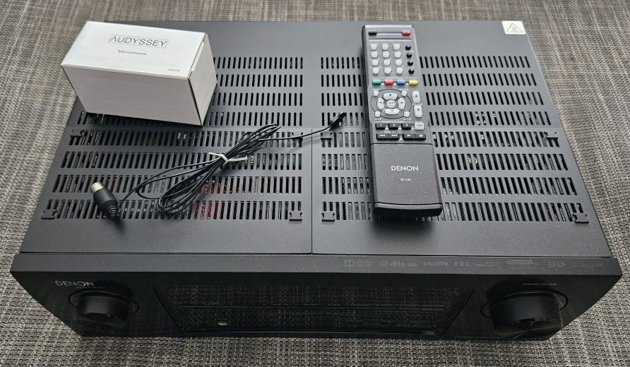 Jamo Home Cinema: Home Cinema System + AVR – Usato da Winterthur venduto da Men_in_black 3