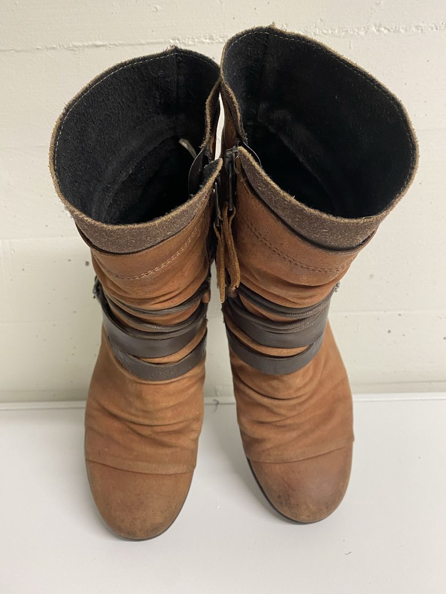 Damenschuhe: Leder-Stiefeletten Gr 38 im Cowboy-Stil – Gebraucht aus Wetzikon ZH von Louisiana-Girl 9