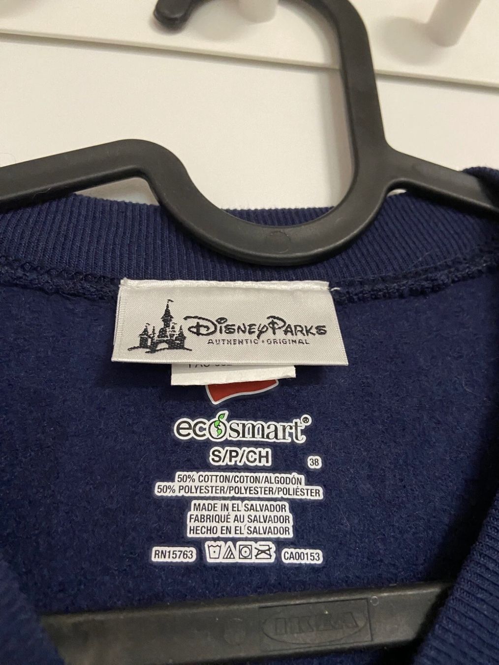 Maglioni & Felpe: Sweat Disney World taille S – Usato da Monts-de-Corsier venduto da mon_rp2m 1
