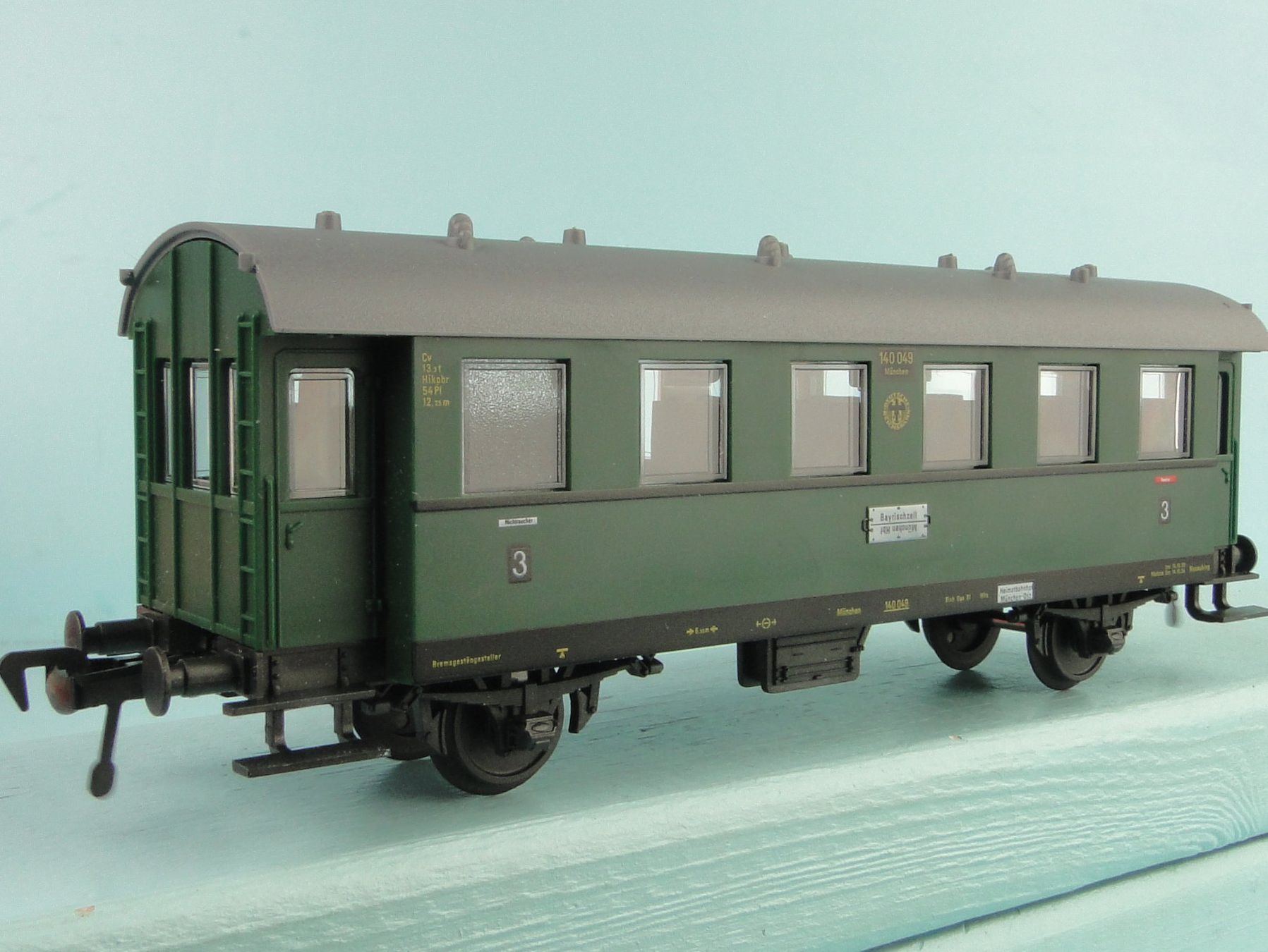Fleischmann Modelleisenbahnen: Fleischmann H0 2 x Länderbahnwagen – Gebraucht aus Bülach von cann11 2