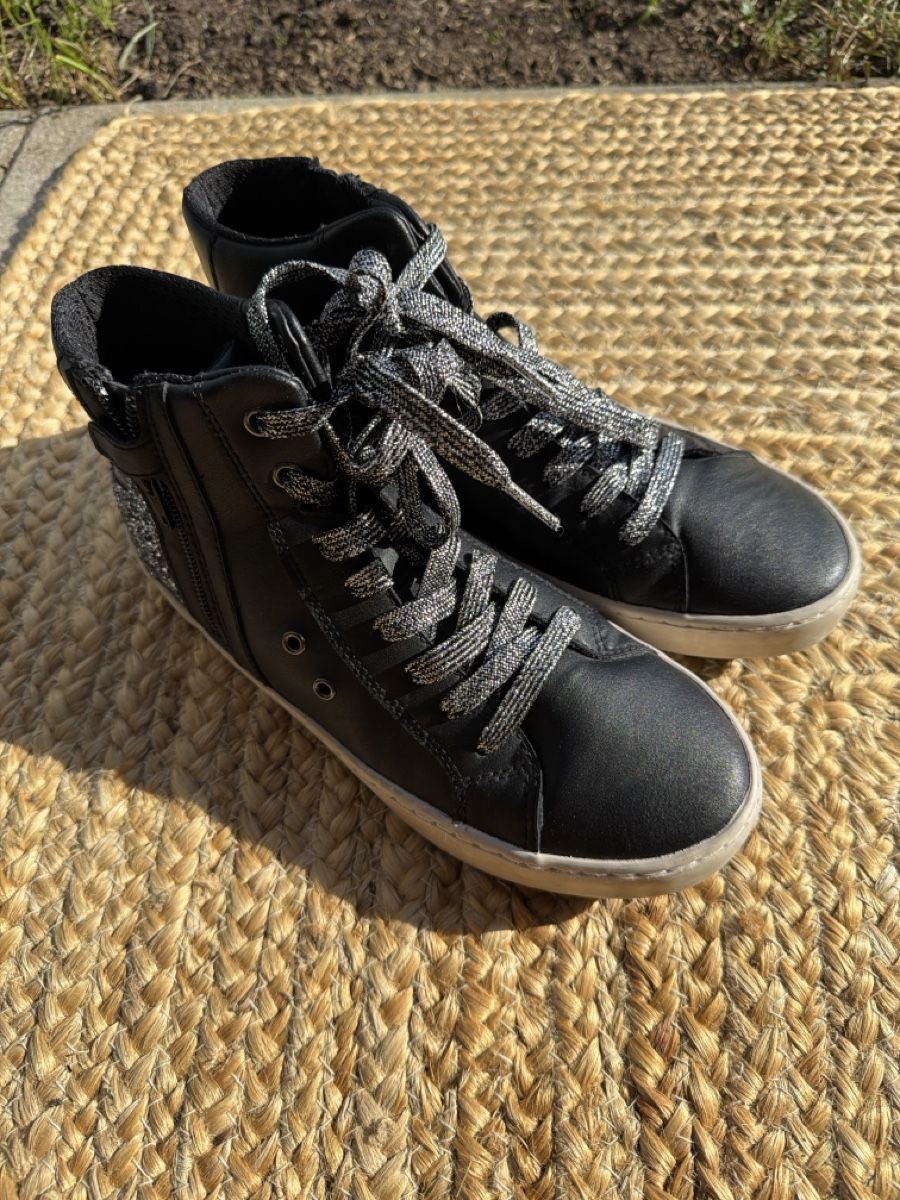 Geox Scarpe da uomo: Geox baskets 37 new – Nuovo e nell'imballaggio originale da Mont-sur-Lausanne venduto da sashwindow