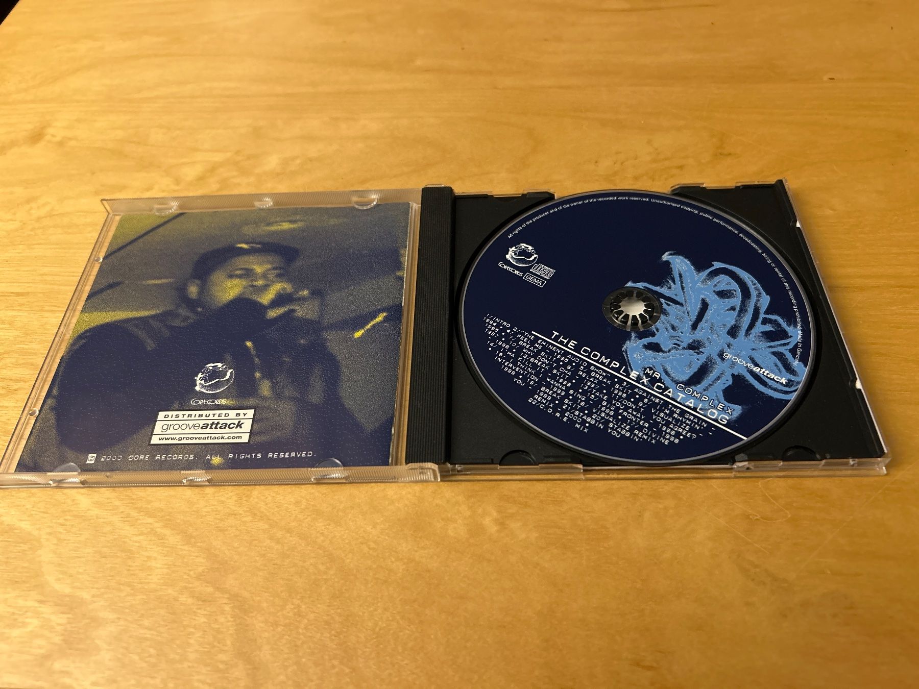 CDs: Mr. Complex - The Complex Catalog CD – Gebraucht aus Thalwil von eng_yys6 1