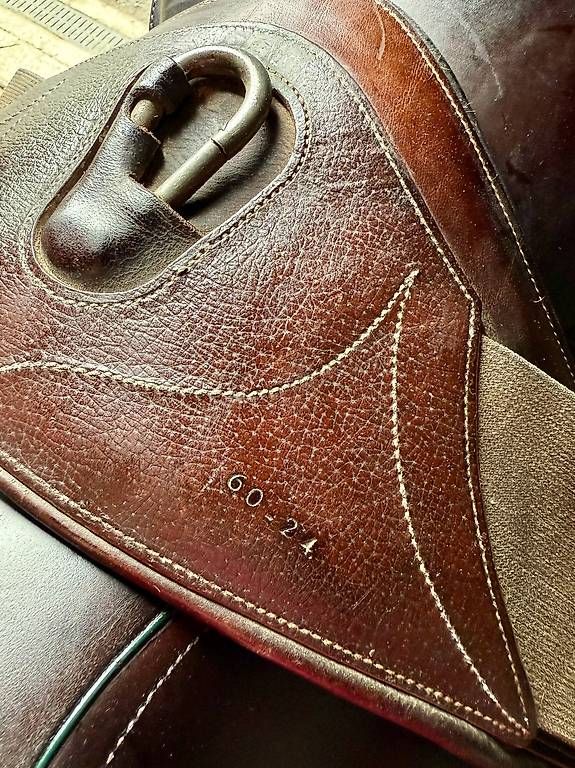 Selle & Accessori: Reitsattel von Devoucoux – Usato da Suhr venduto da j_s_gs9d 3