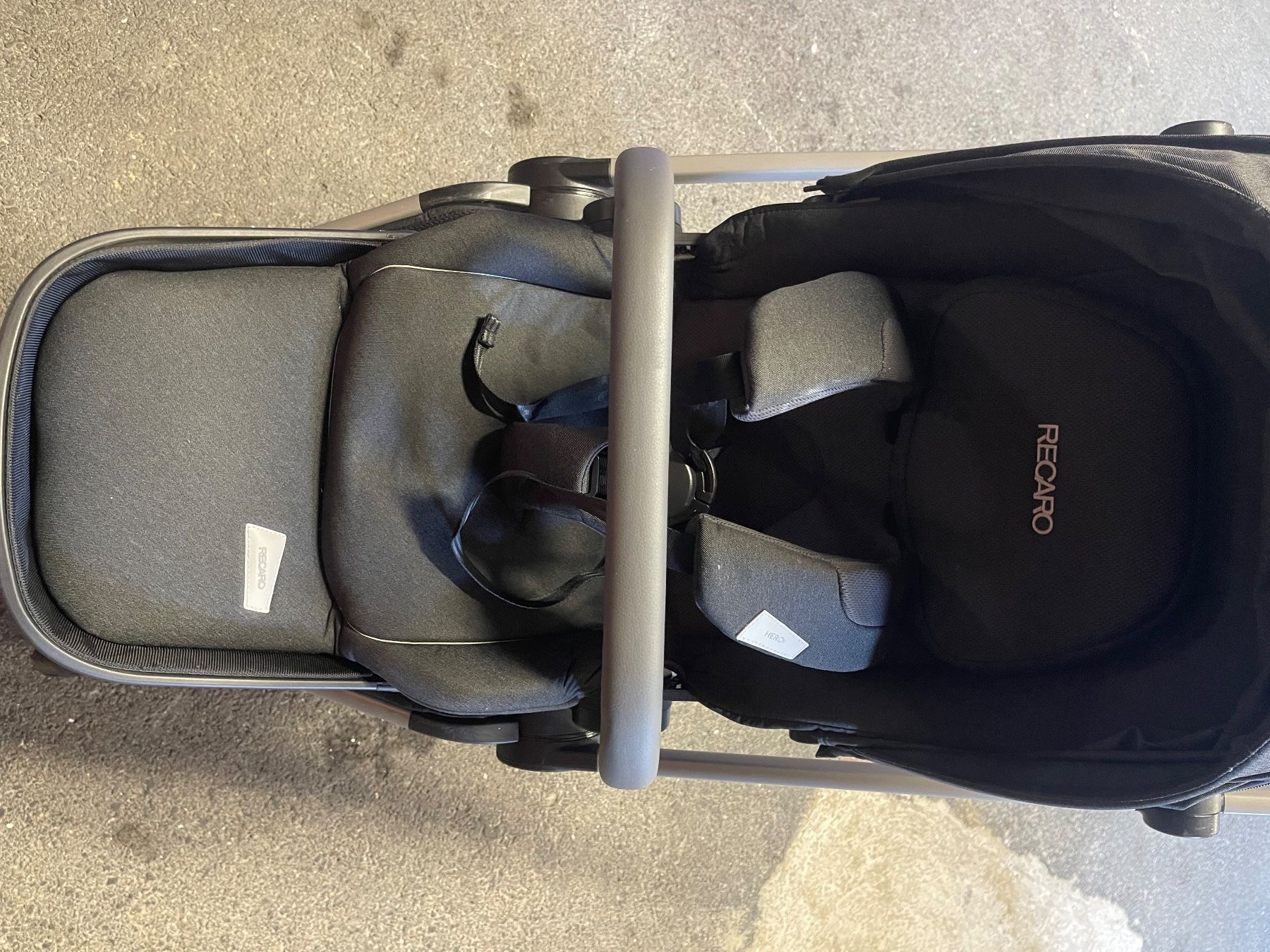 Recaro Carrozzine: Poussette Recaro Easy, gris, bon état – Usato da Renens VD venduto da fra_2rxn 3