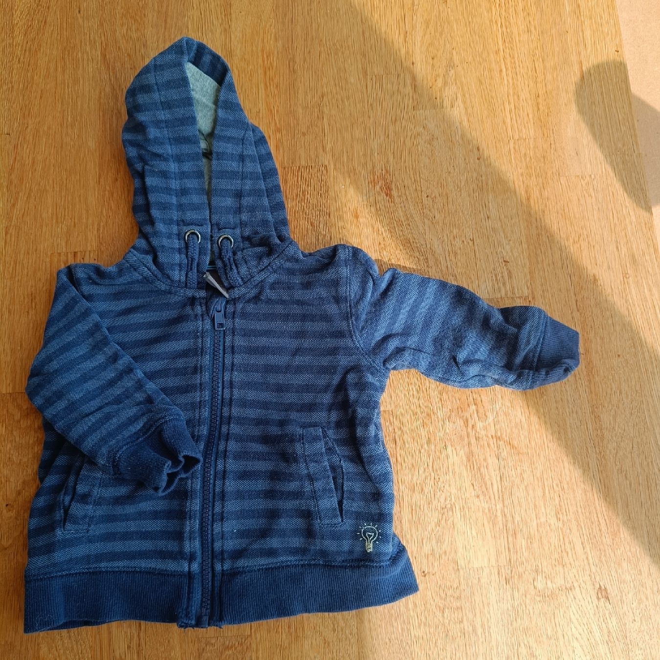 Maglioni & Felpe: Sweatjacke Grösse 74 – Usato da Jaberg venduto da urig17.