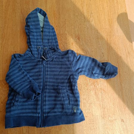 Sweatjacke Grösse 74