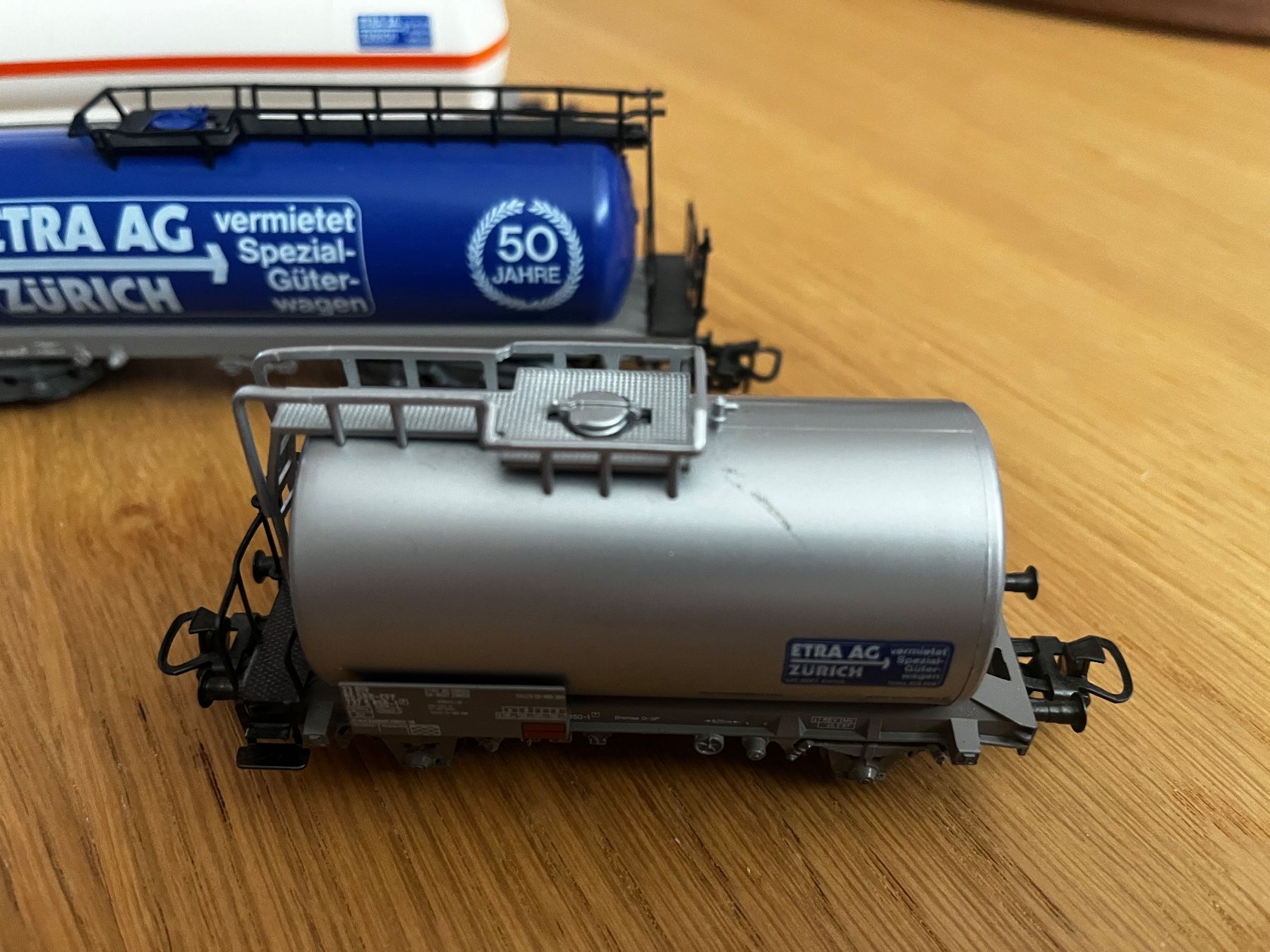 Märklin Modellini di ferrovie: Marklin ETRA 4787 SBB Kesselwagen-Set – Usato da Mollis venduto da zurichakos 1