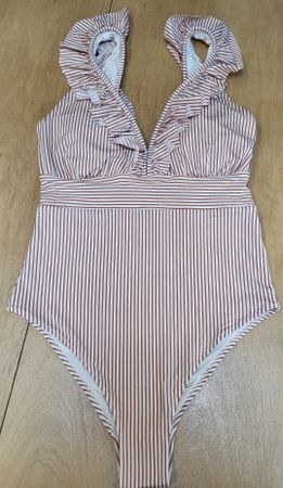 Maillot de bain rayé avec volants, taille 42, été 🌞🪷