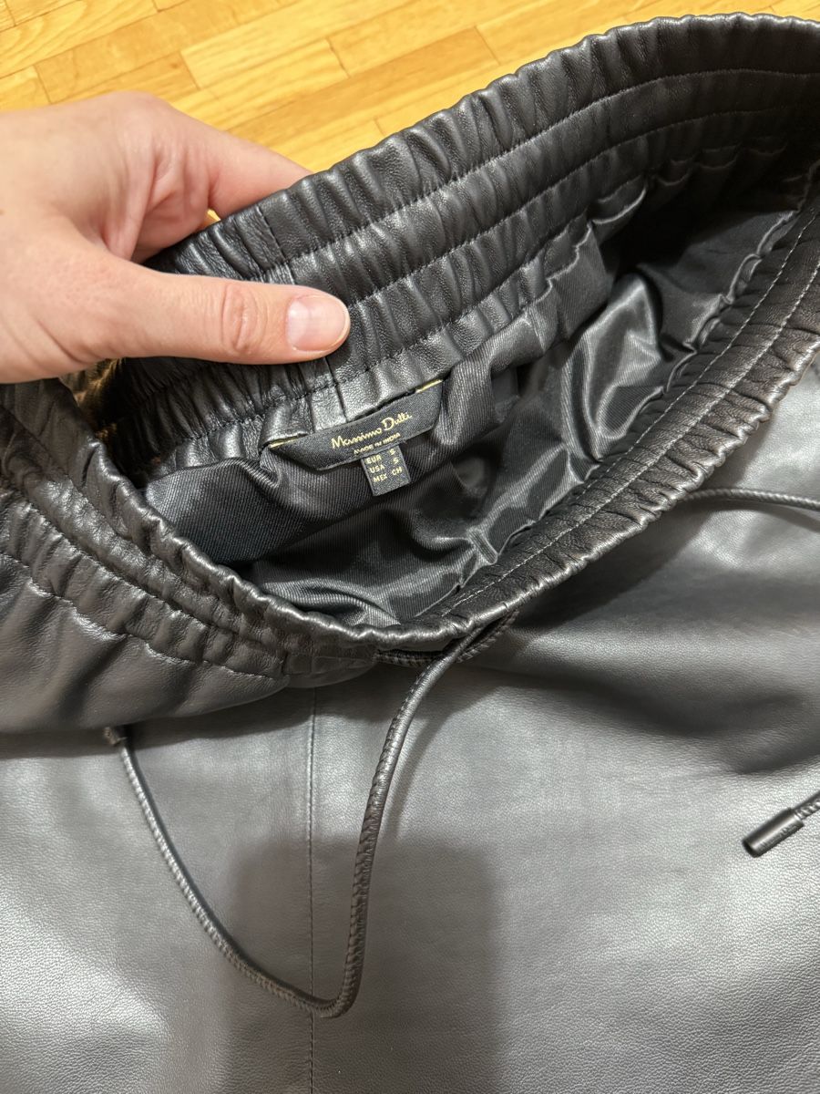 Massimo Dutti Gonne: Massimo Dutti leather skirt s.36 – Usato da Nyon venduto da dasha107 3