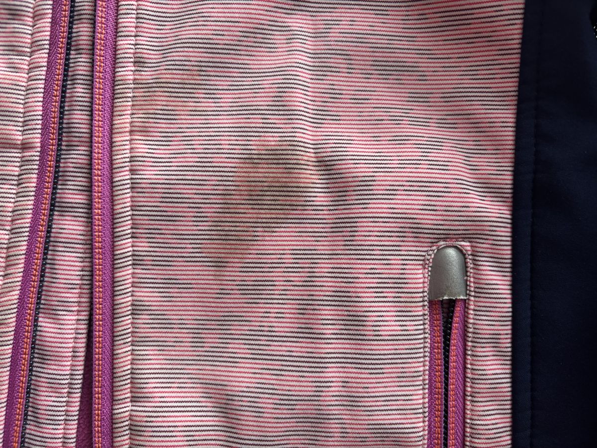 C&A Giacche & Cappotti: Softshell Jacke Grösse 122, C&A – Usato da Herzogenbuchsee venduto da MoLa85 5