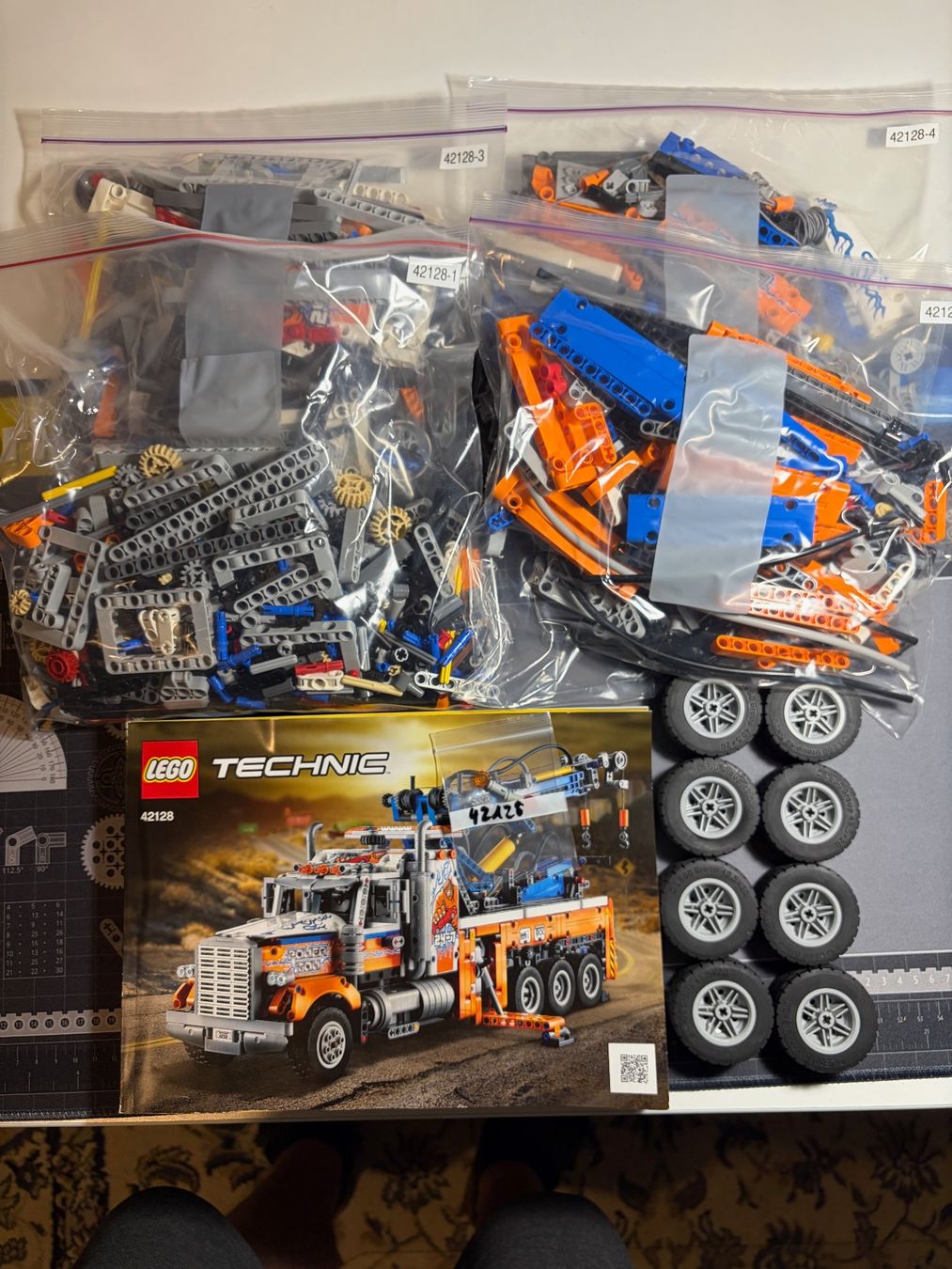 Lego Kit di costruzioni: LEGO Technic: Schwerlast-Abschleppwagen (42128) – Usato da Burgdorf venduto da Mike003 1