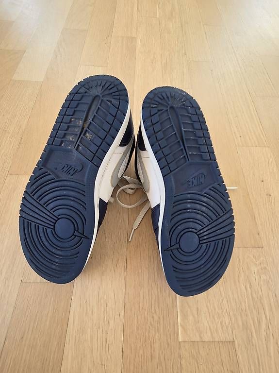 Scarpe da uomo: Air Jordan 1 Low Gr. 38.5 – Usato da Uster venduto da laemau 3