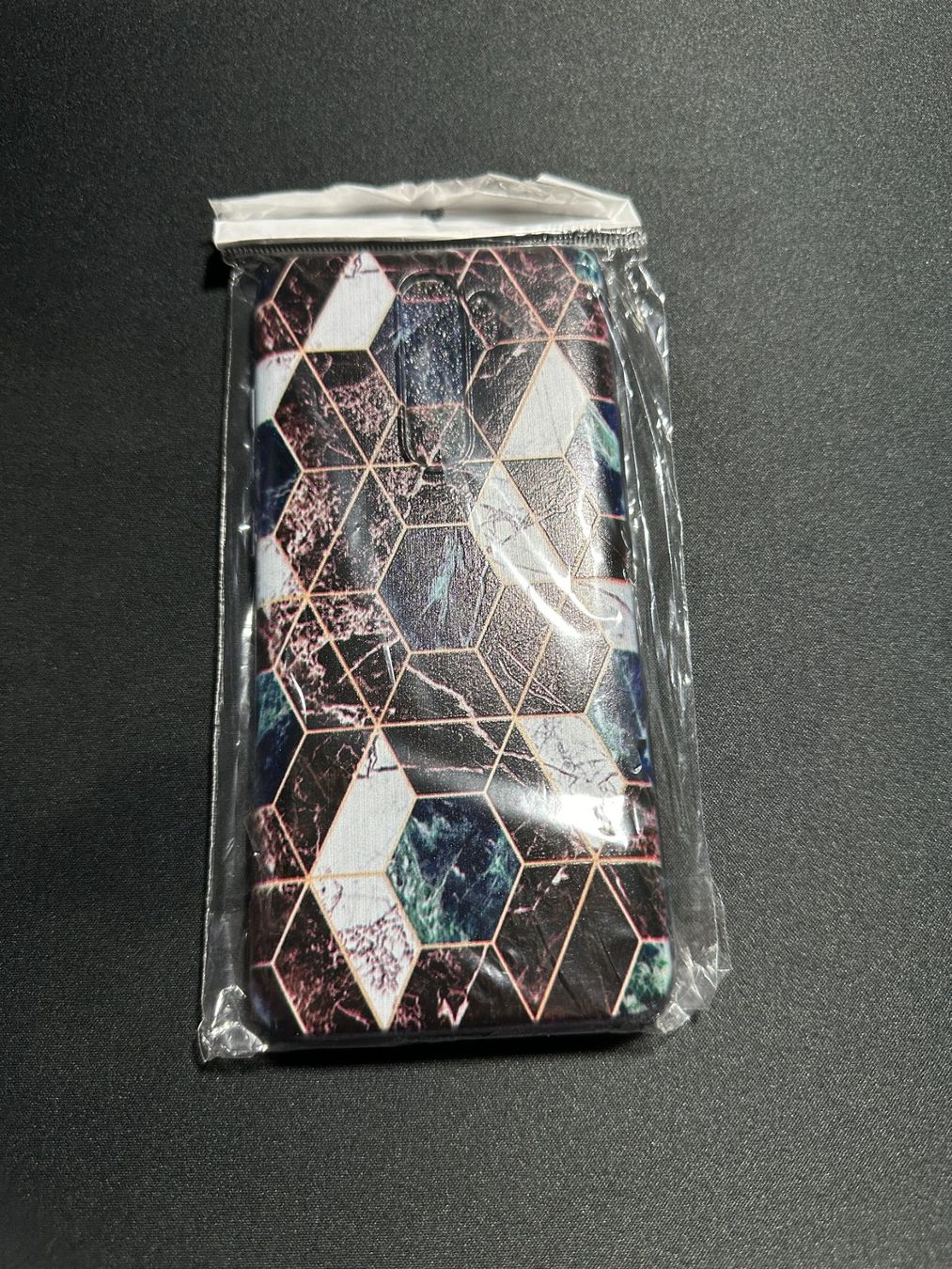 Xiaomi Cover & Protezioni schermo: Xiaomi Redmi Note 8 Pro Hülle – Nuovo e nell'imballaggio originale da Biberist venduto da ShopSoltan
