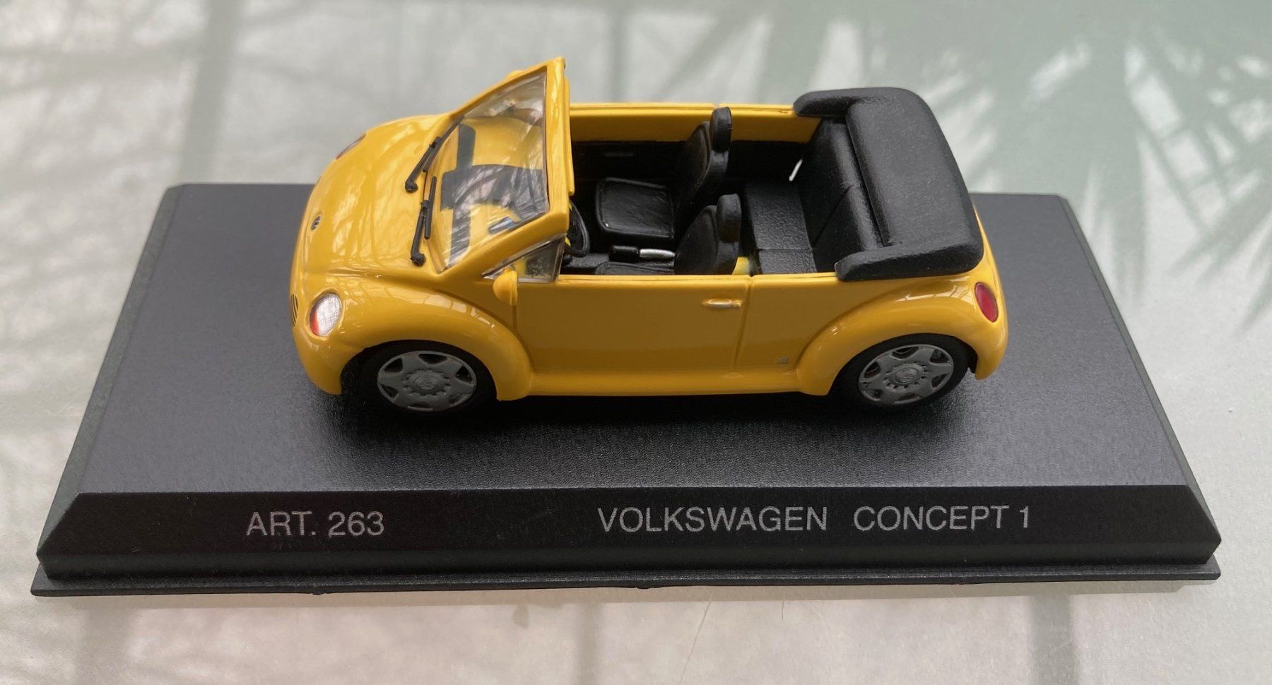 Modellautos: VW Concept 1 Cabriolet von 1994 – Neu und originalverpackt aus Wolfhausen von signat 3