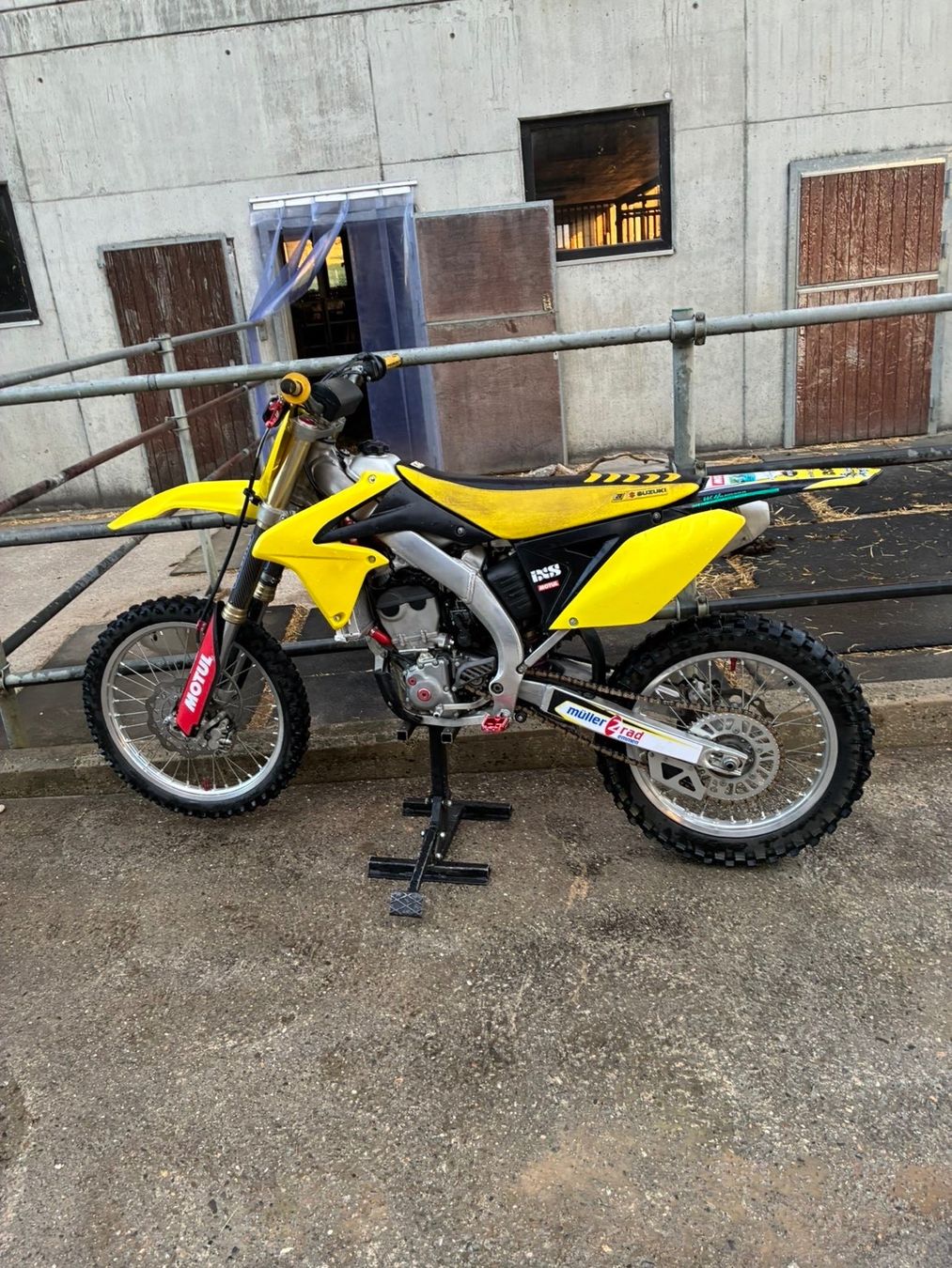 Suzuki Enduro: Suzuki Rm- Z 250 – D'occasion à Kienberg par nic_dpc5 6