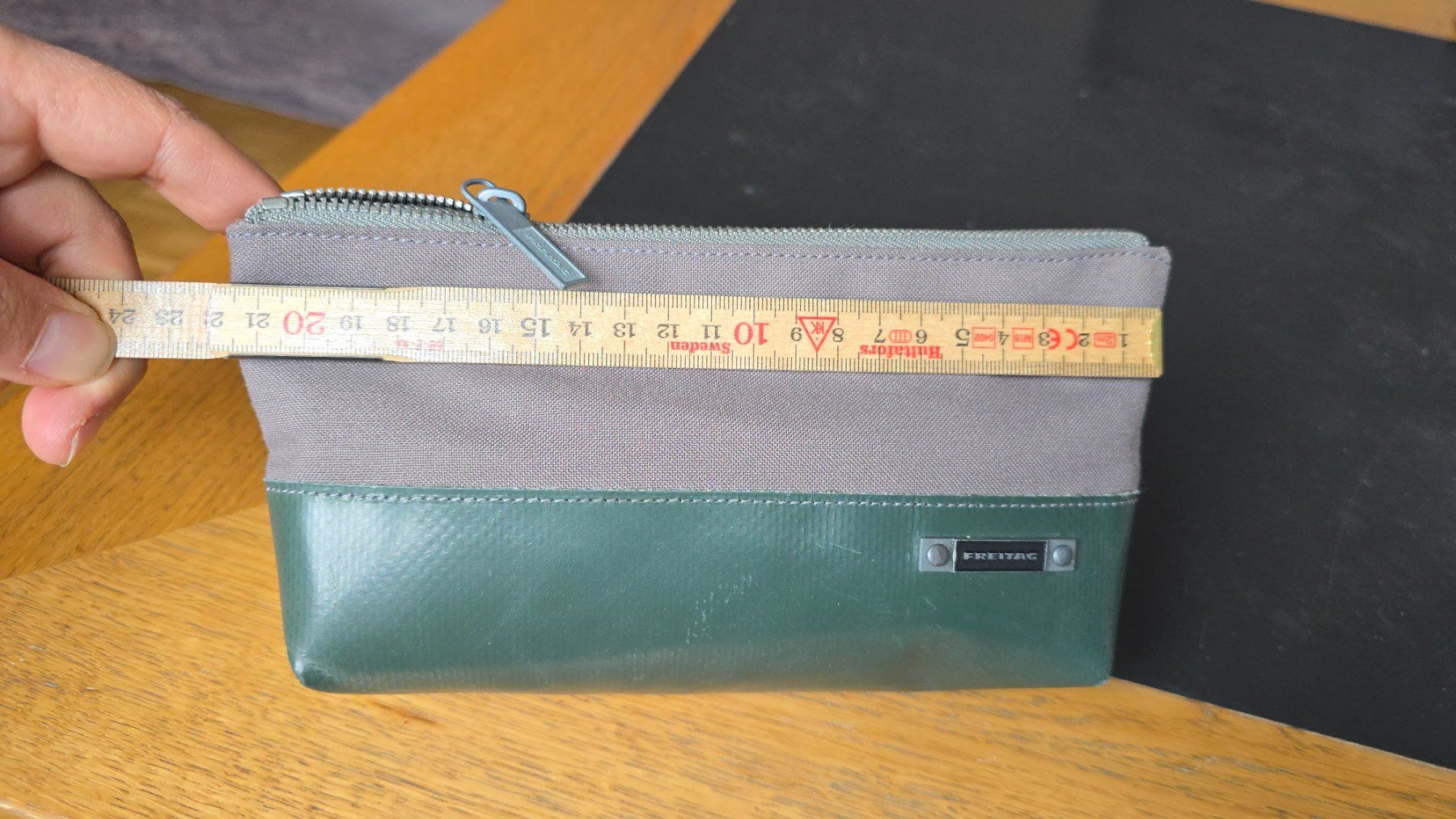 Freitag Kosmetikkoffer: Freitag Reference Line Necessaire / Pouch – Gebraucht aus Wallisellen von theblacksheep 3