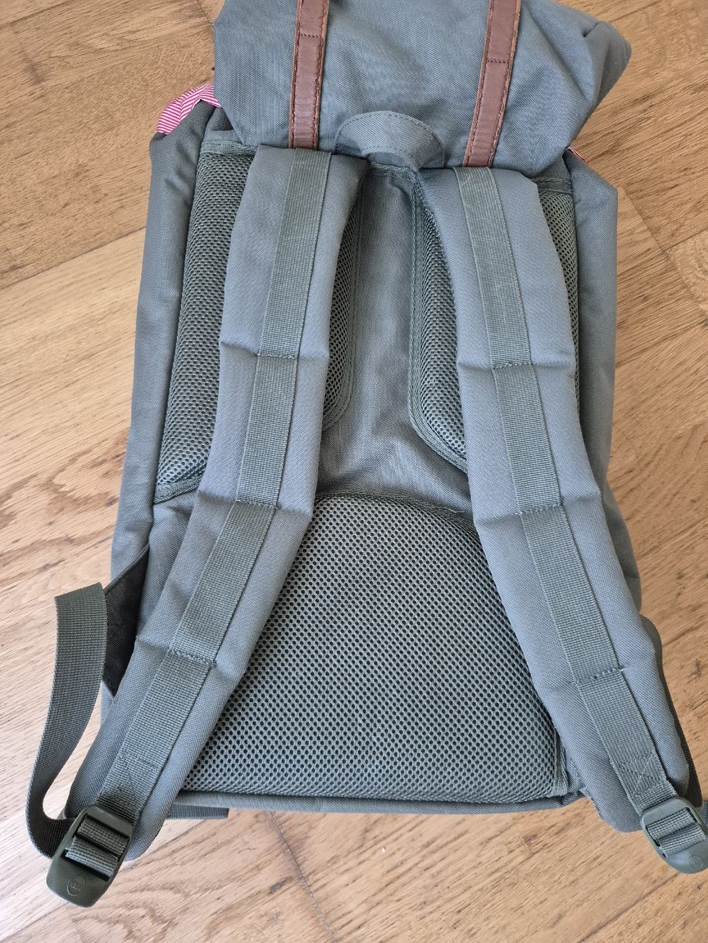 Herschel Sacs à dos: Rucksack von Herschel – D'occasion à Wagen par spoomaa 3