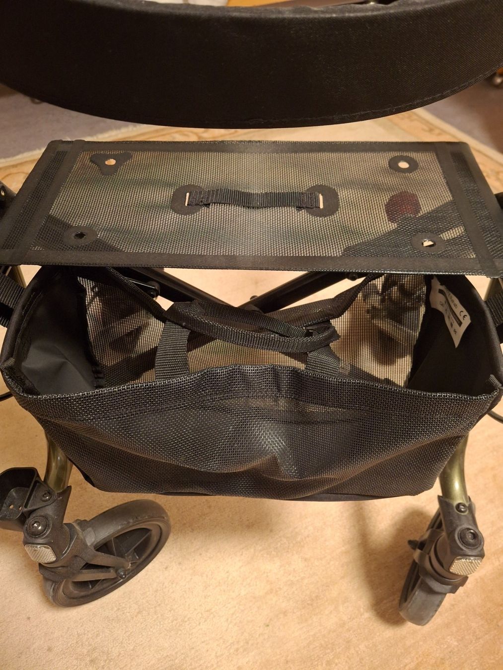 Gehhilfen: Rollator Taima M – Neu (gemäss Beschreibung) aus Rudolfstetten von Schnaub 1