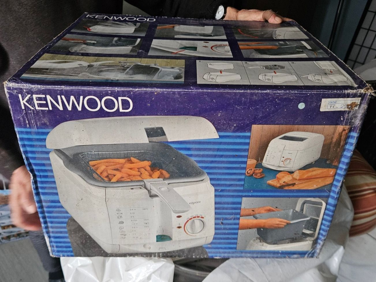 Kenwood Elettrodomestici da cucina: KENWOOD Retro Fritteuse – Nuovo e nell'imballaggio originale da Schmerikon venduto da Ohm1337