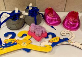 Build-A-Bear 2 Paar Schuhe und Bürste