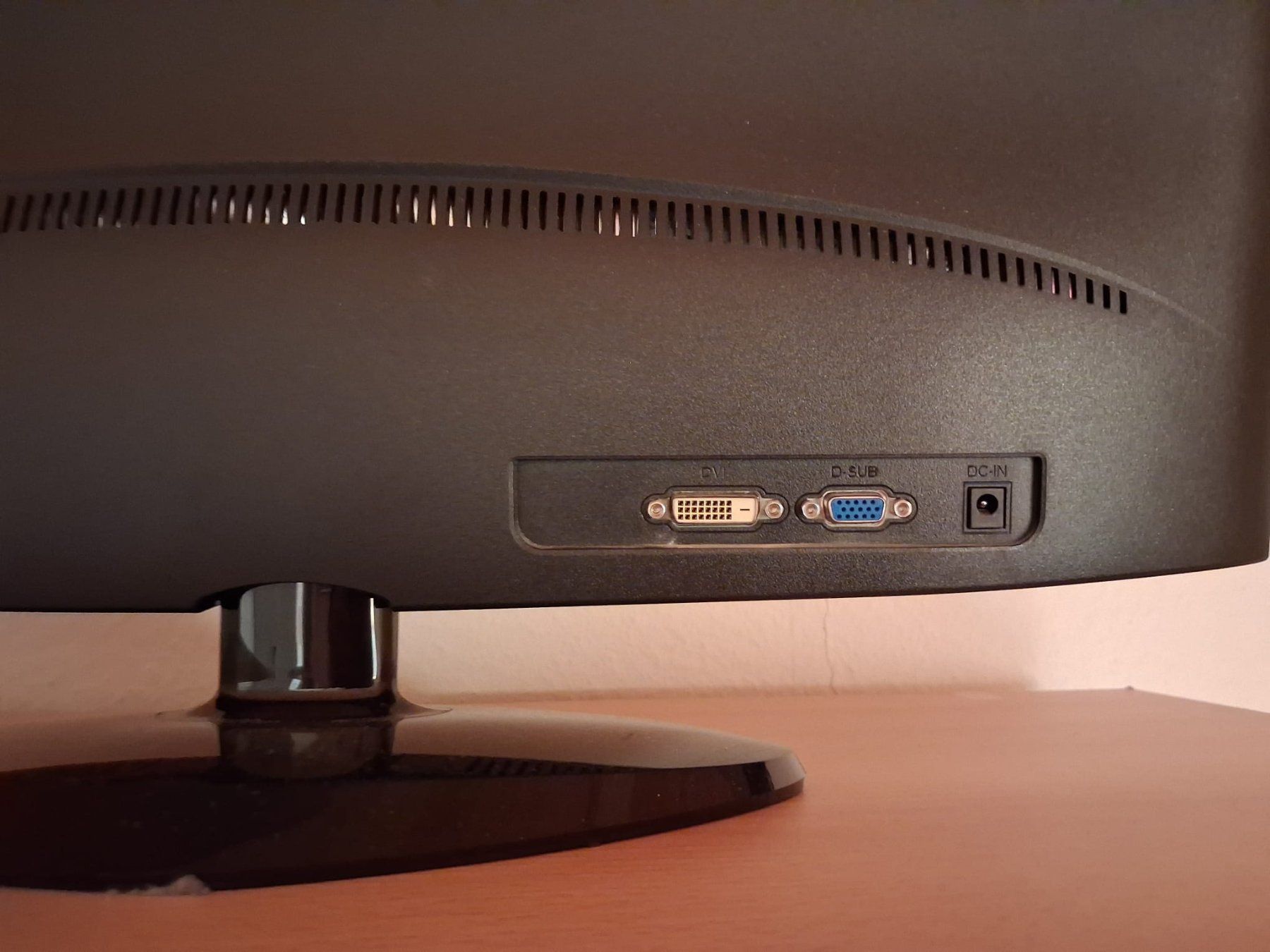 Hewlett Packard PC: HP Bildschirm – Usato da Beinwil (Freiamt) venduto da Tourigny 2