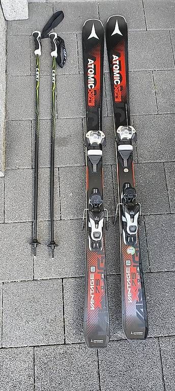 Skis: Ski Atomic Vintage 156 inkl Skistöcke Leki – Gebraucht aus Nebikon von amg33