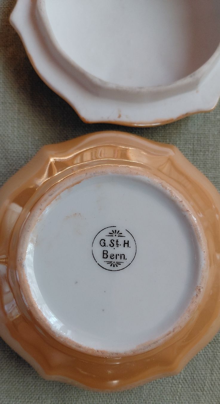 Zuckerdosen: Souvenir Dose mit der Ansicht von Unterägeri – Gebraucht aus Trogen von Limboo 3