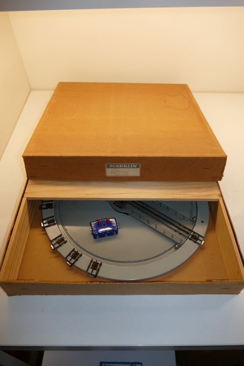 Woodyland 90586 Drehscheibe Für Spielzeug-Eisenbahn – Kompatibel Mit Woody & Brio, 14 X 14 X 4 Cm, Ab 3 Jahren