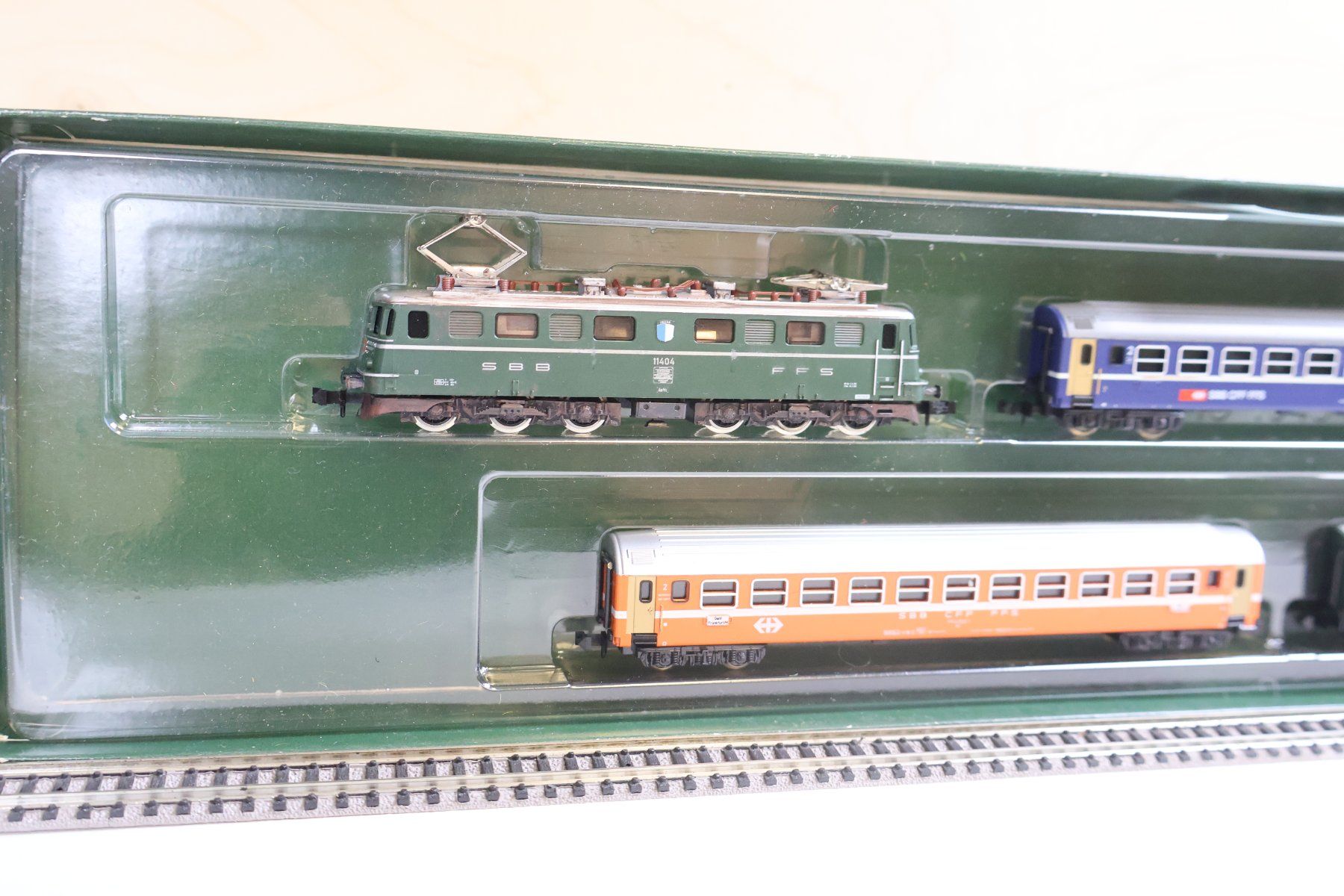 Trix Modellini di ferrovie: Minitrix SBB Personenzug mit E-Lok Set - Spur N – Usato da Winterthur venduto da Monstera 6