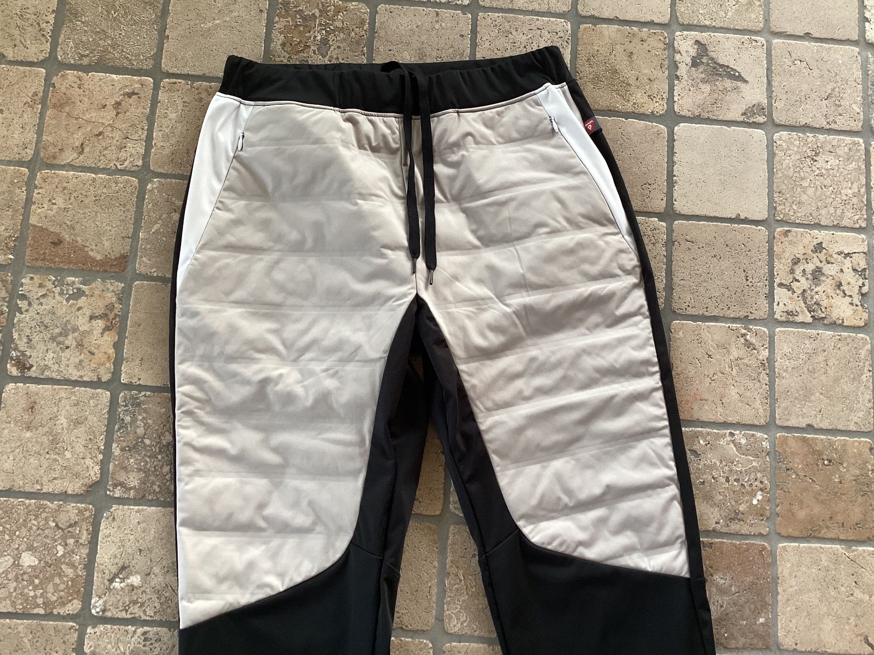 Pantaloni: Sporthose von Endurance, D Gr. 36, mit Primaloft, Langlauf – Nuovo (secondo la descrizione) da Mörschwil venduto da Monzar 1
