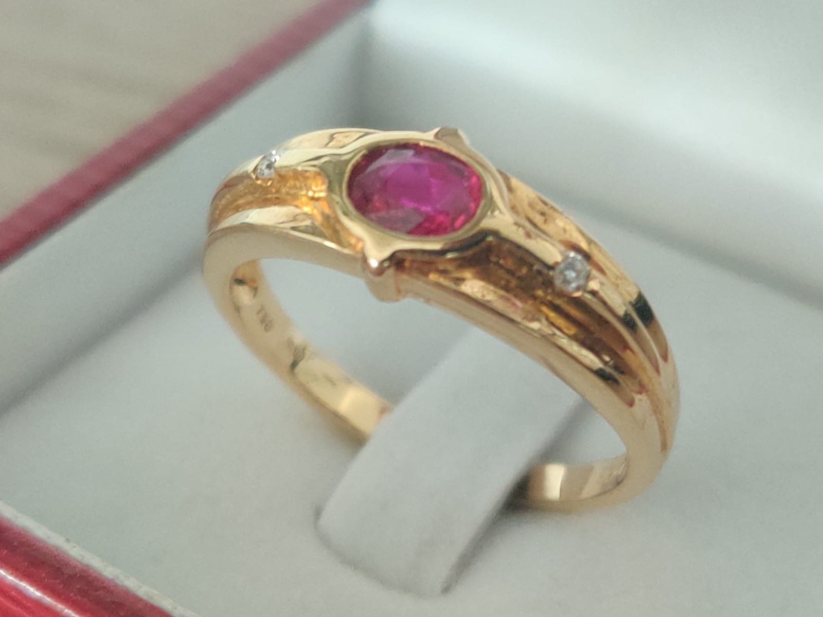 Bagues: UNIQUE RUBY JEWEL RING – Neuf avec emballage d'origine à Bern par gaspar_