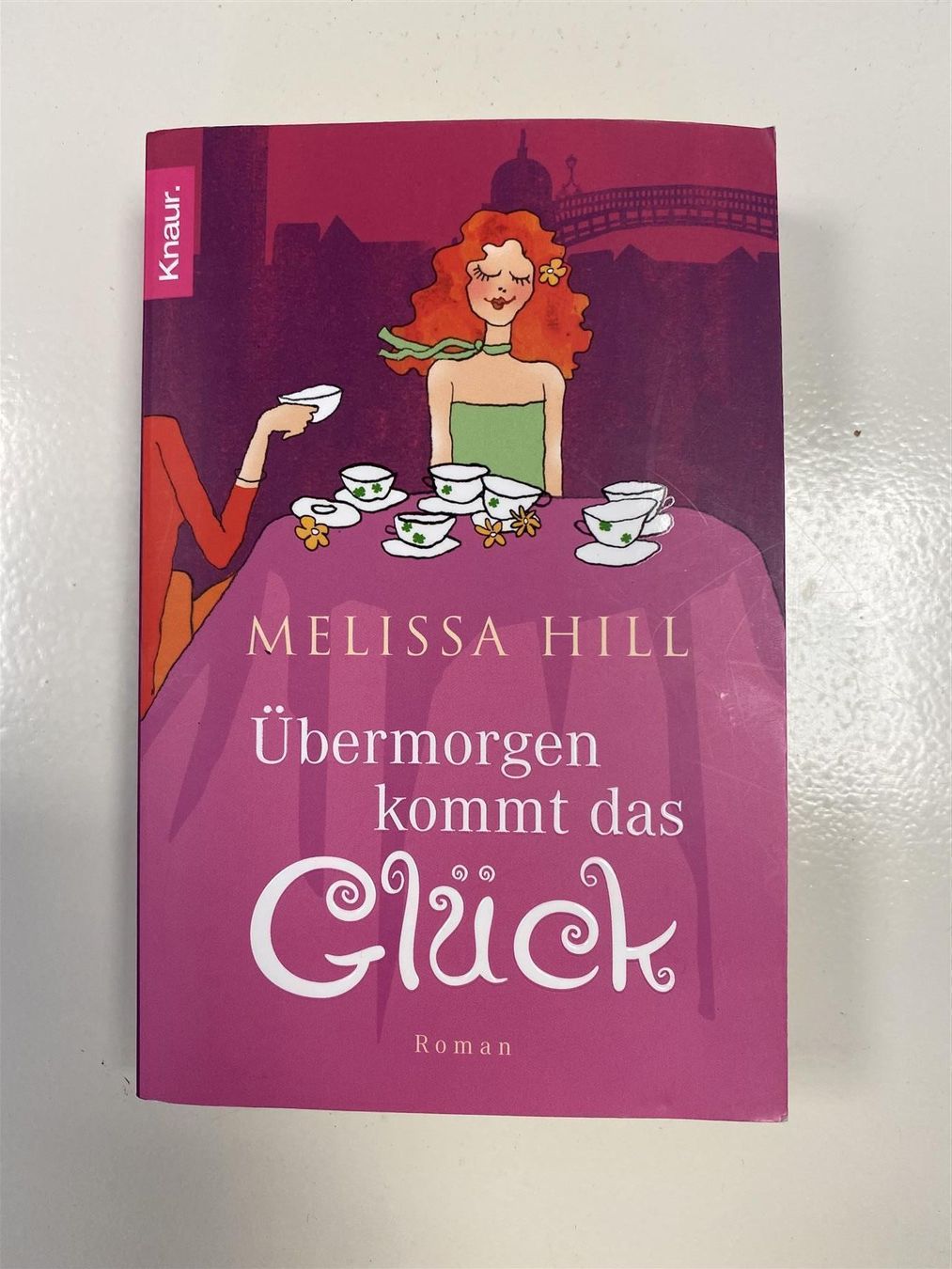 Bücher: Buch- übermorgen kommt das Glück – Gebraucht aus Wängi von Bmo