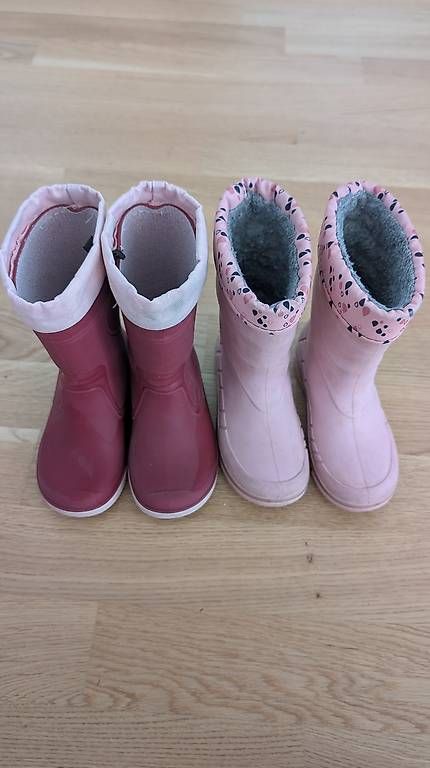 Scarpe per ragazze: Gummistiefel gr 24 25 – Usato da Root venduto da vin_wr2l 1