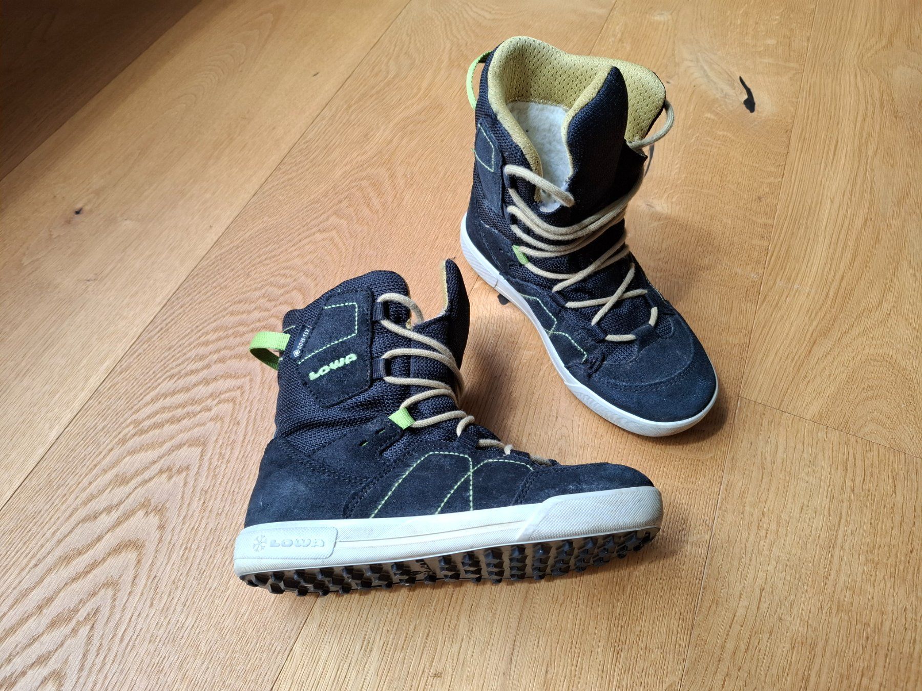 Lowa Scarpe per ragazzi: Lowa Winterschuhe Gr. 32 – Usato da Bözberg venduto da Zimt104 3