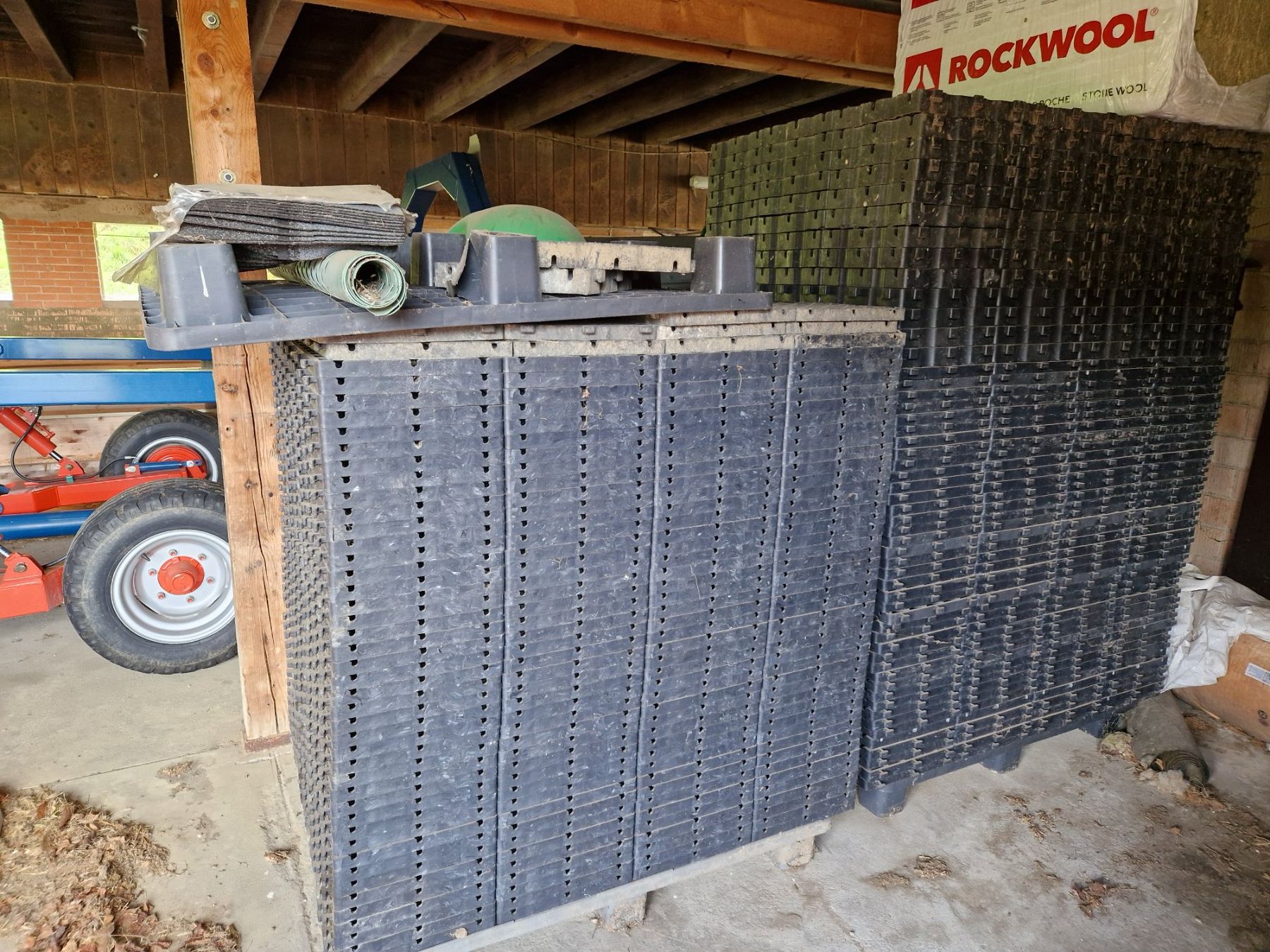 Ecoraster Rivestimenti per pavimenti: Ecoraster 30mm – Usato da Diegten venduto da Almo2 1
