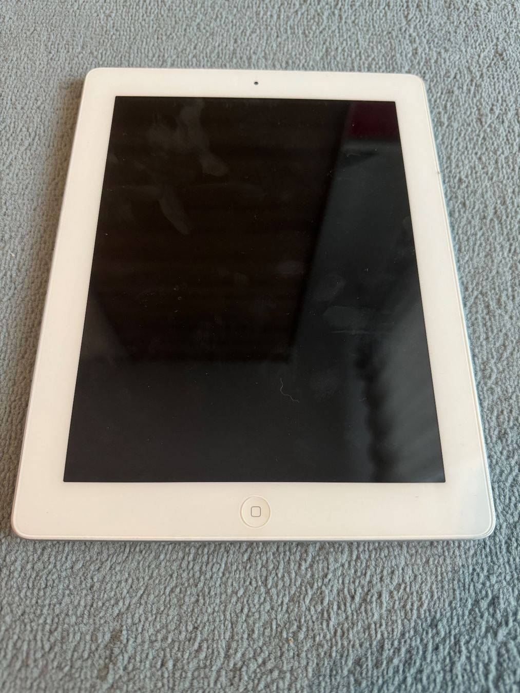 Apple Tablet PC: iPad 4 Generation – Defekt aus Adliswil von Busys