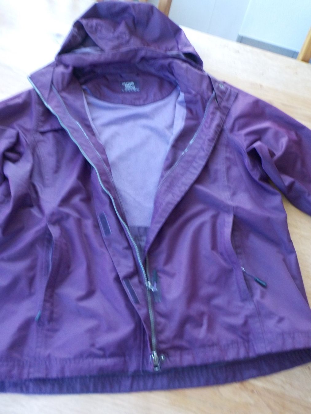Jacken: Regenjacke Grösse 46 – Gebraucht aus Zürich von piervier4 3